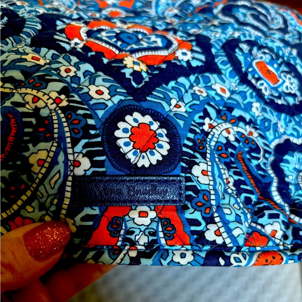 Vera Bradley Messenger bag